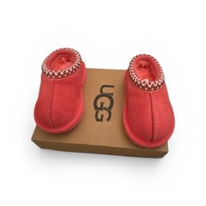 UGG Kids Vibrant FUSCIA TASMAN 11. Size 5y